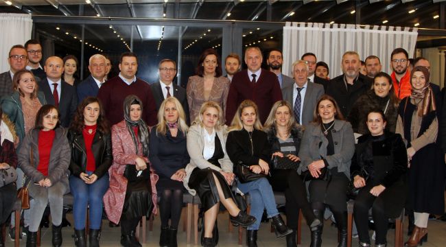 Tabakoğlu, Kosova’da TÜ mezunlarıyla bir araya geldi