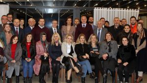 Tabakoğlu, Kosova’da TÜ mezunlarıyla bir araya geldi