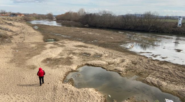 Tunca Nehri'nin büyük bölümü susuz kaldı