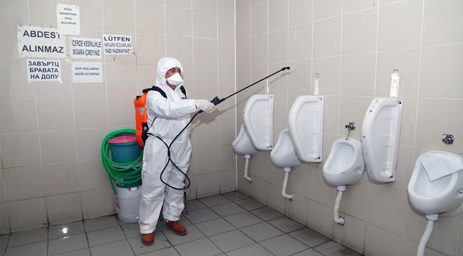 Umumi alanlar dezenfekte ediliyor