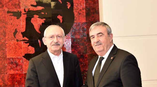Demokrat Parti doludizgin