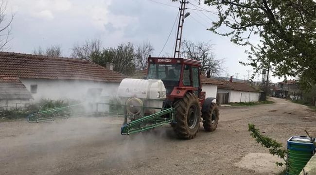 Edirne'deki bazı köyler tarım araçlarıyla dezenfekte ediliyor