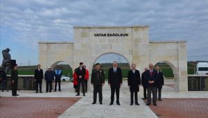 Kahramanlar törenle anıldı