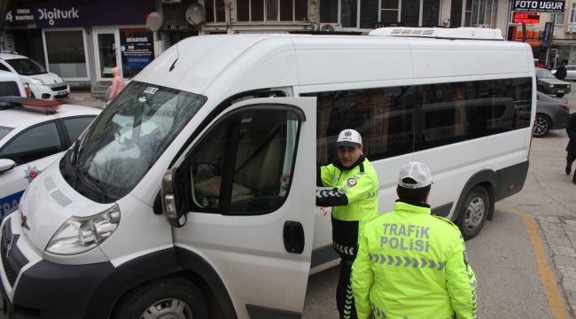 Öğrenci servisi şoförü alkollü ikinci kez yakalandı