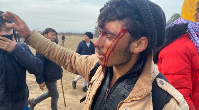 Yunan askerinin açtığı ateş sonucu bazı düzensiz göçmenler yaralandı