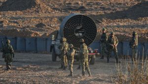 Yunanistan askeri gaz bombası etkisini artıyor