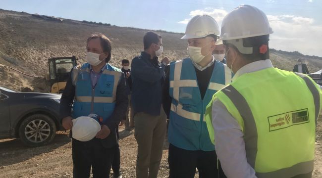 Bakan Karaismailoğlu, Halkalı-Kapıkule Demir Yolu Hattı inşaatında incelemelerde bulundu