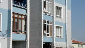 Evden çıkmayanlara moral şarkısı