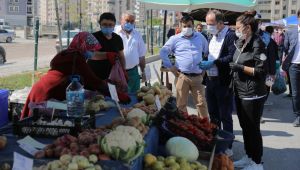 Gürkan, Pazar yerini ziyaret etti