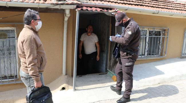 Polis, bekçi ve postacılar kapıları