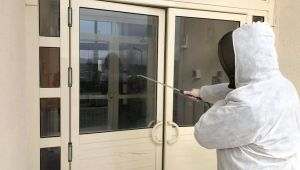 Süloğlu'nda apartmanlar dezenfekte edildi