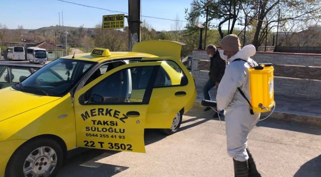 Süloğlu'nda taksi ve minibüsler dezenfekte edildi