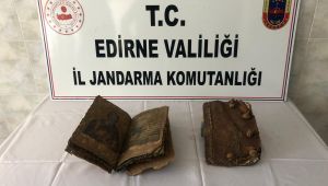 500 yıllık olduğu değerlendirilen 2 el yazması İncil ele geçirildi