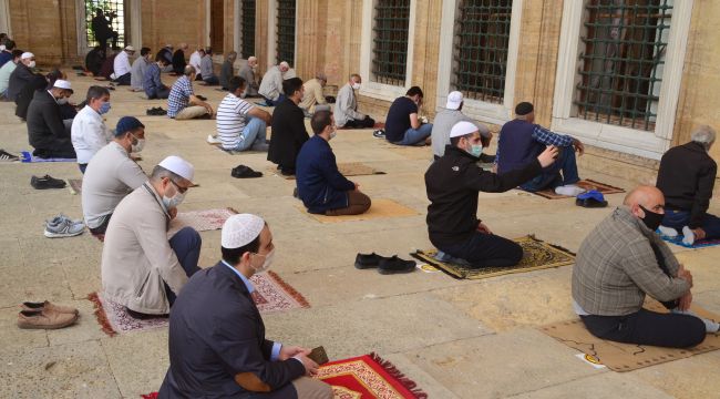 74 gün sonra ilk namaz