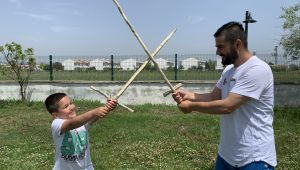 Aydemir'den korona günlerinde inziva klipleri