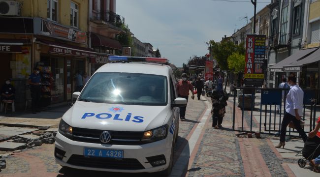 Polisten sosyal mesafe uyarısı