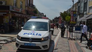 Polisten sosyal mesafe uyarısı