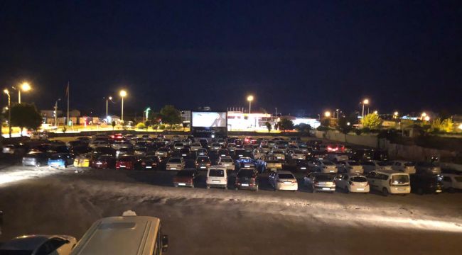 Arabalı Sinema Uzunköprü’de