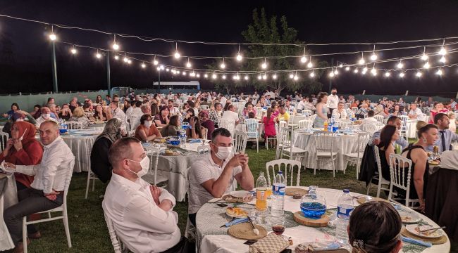 Düğünler Kovid-19 tedbirleriyle yapılmaya başladı
