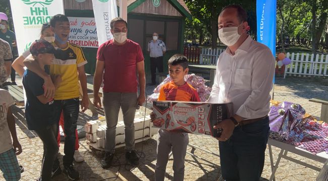 Edirne'de 1. Geleneksel Çocuk Şenliği