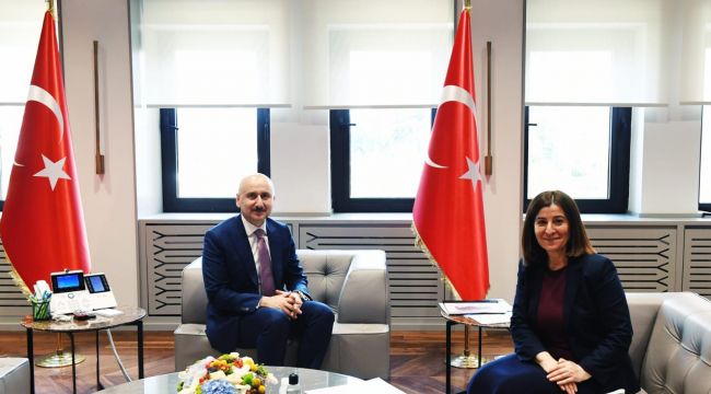 Milletvekili Fatma Aksal, Bakan Adil Karaismailoğlu'nu ziyaret etti