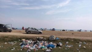 Çöpler, doğal güzelliği bozuyor