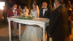 Göç İdaresi Müdürü Aşılıoğlu'nun mutlu günü