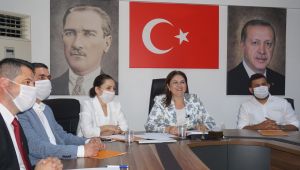 İba, AK Parti teşkilatları bayramlaşma programında konuşma yaptı