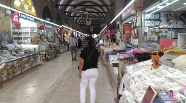 ‘Kiralar ötelendi ama şimdi nasıl ödeyeceğiz’