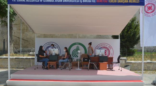 Öğrenciler, sağlık bölümlerini daha çok tercih ediyor