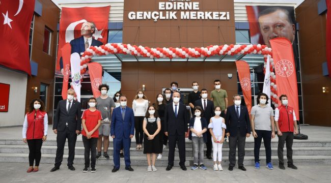 30 ilde oluşturulan Deneyap atölyeleri açıldı