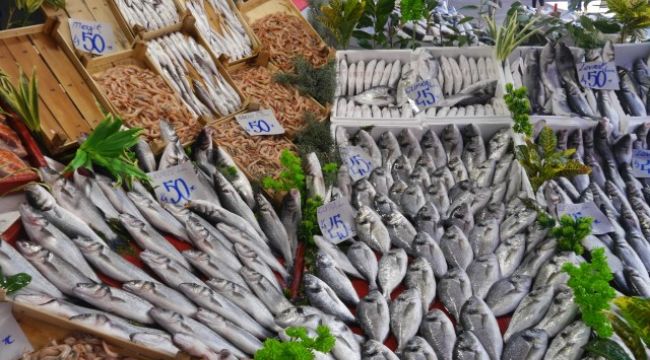 Av sezonunun ilk gününde tezgahlar şenlendi