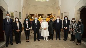   Emine Erdoğan tarihi yerleri gezdi