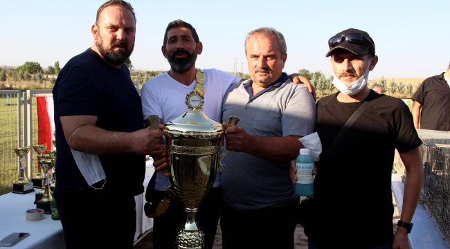 En hızlı güvercinin sahibine