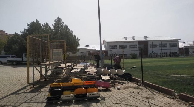 Atatürk Stadı'nda yenileme çalışmalarına başlandı