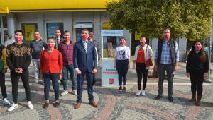 CHP Gençlik Kollarından Türk Bayraklı maske