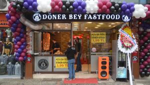 Dönerbey fast food hizmette