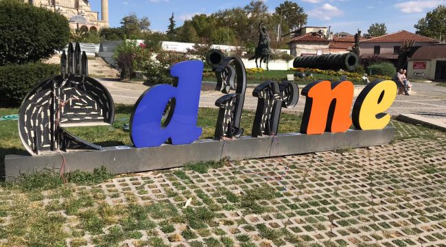 ‘Edirne’ harfleri onarıldı