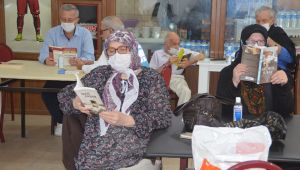 ‘Kıraathaneler, kitap okuma evleridir’