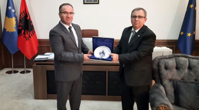 Kosovalı Bakan Vesel Krasniqi, TÜ heyetini ağırladı