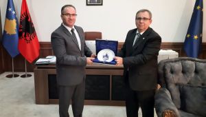 Kosovalı Bakan Vesel Krasniqi, TÜ heyetini ağırladı