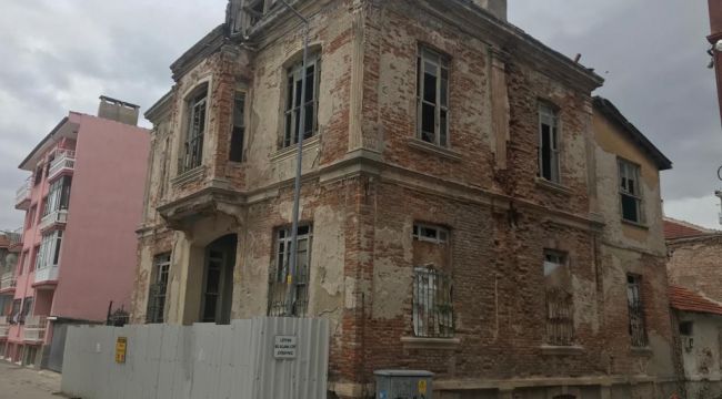 Metruk bina korkutuyor