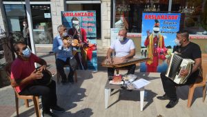 Müzikli ve sosyal mesafeli farkındalık