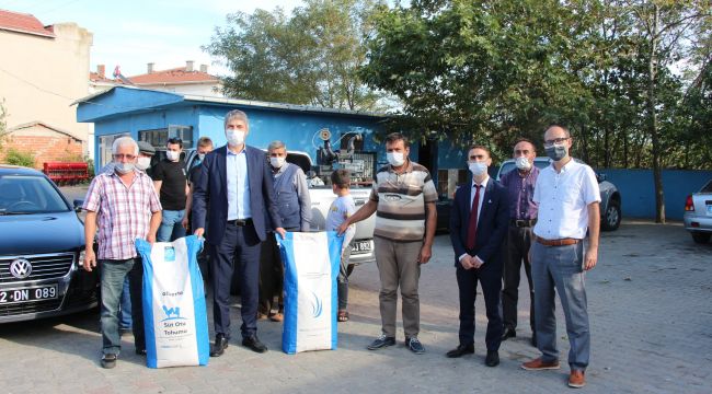Üreticilere yüzde 50 hibeli tohum dağıtıldı