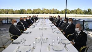 Vali Canalp, muhtarlarla buluştu