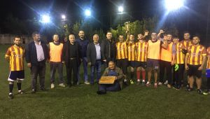 Lalapaşalılardan gençlerle futbol etkinliği