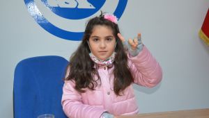Minik Elif’ten çocuk haklarına farkındalık