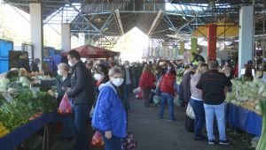 Pazarda fiyatlar da işler de iyi