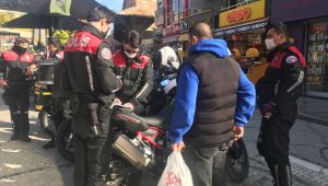 Polis ekiplerinden maske denetimi