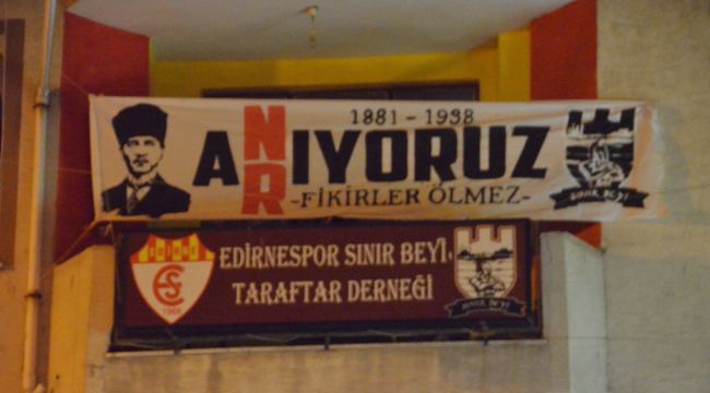Sınır Beyi’nden pankartlı anma